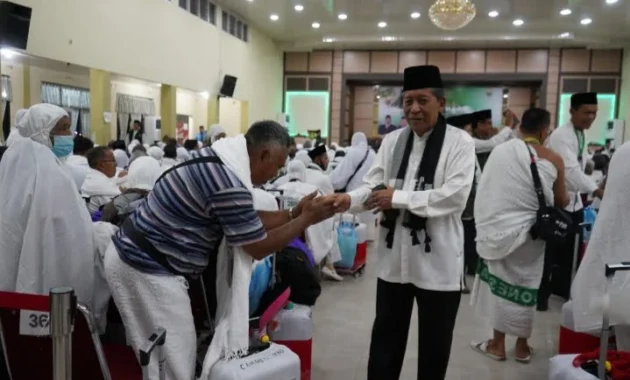 Wakil Gubernur Jambi Ingatkan Jamaah Calon Haji Jaga Kesabaran Selama Ibadah