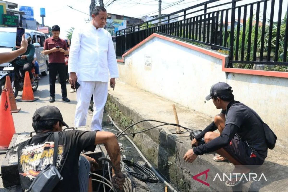 Wali Kota Bekasi Tindak Pekerjaan Galian Kabel Optik yang Picu Kemacetan