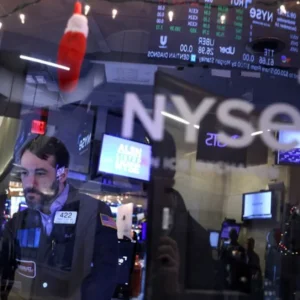 Wall Street Berguncang: Stock Split Rekor, Bonus Flat, dan Ketegangan Geopolitik Menguji Investor