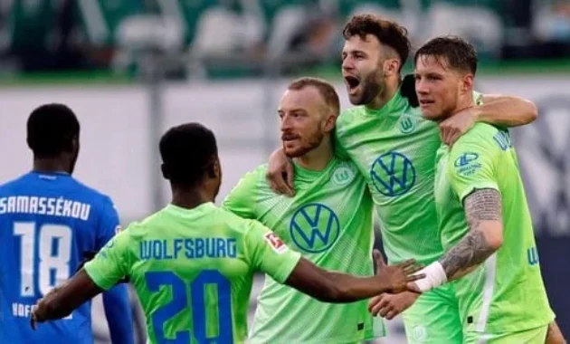 Wolfsburg Selamatkan Diri di Relegasi, Mönchengladbach Lumat Hoffenheim 4-0: Drama Akhir Musim Bundesliga 2025/2026