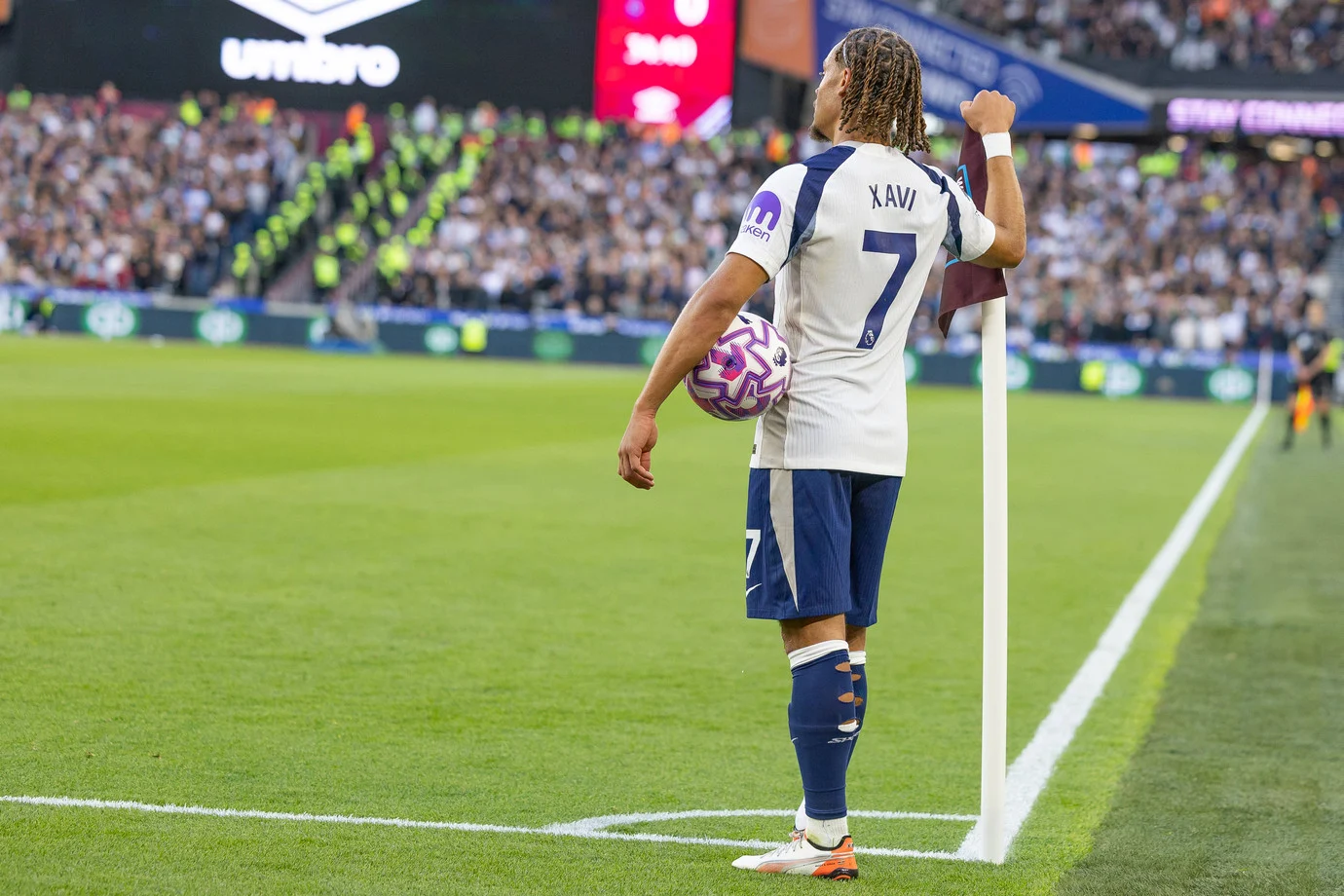 Xavi Simons Terpuruk Cedera ACL: Dampak Besar pada Derby Chelsea vs Tottenham dan Harapan Musim Depan