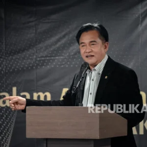 Yusril Nilai Kritik Film "Pesta Babi", Tegaskan Pembubaran Nobar Bukan Arahan Pemerintah