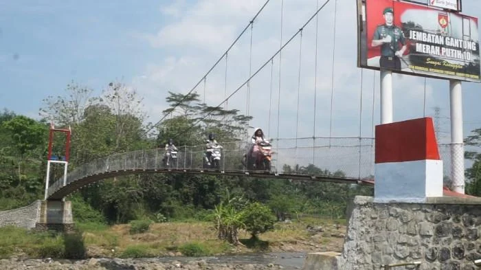 110 Jembatan Merah Putih Rampung, Akses Pendidikan dan Ekonomi Desa Makin Terbuka