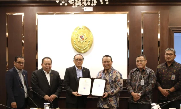 14 Kali Berturut-turut Raih WTP, Bukti Banyuwangi Makin Solid Kelola Keuangan Daerah 14 Kali Berturut-turut Raih WTP, Bukti Banyuwangi Makin Solid Kelola Keuangan Daerah