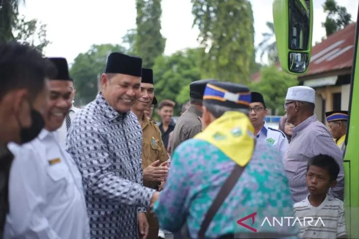 194 Jamaah Haji Asal Kabupaten Solok Pulang Selamat ke Tanah Air