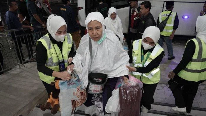 354 Jemaah Haji Kloter 11 Asal Hulu Sungai Utara Tiba di Tanah Air