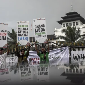 Aksi Hari Lingkungan Hidup Sedunia 2026 di Braga, Bandung: Walhi Jabar Galang Kesadaran Publik