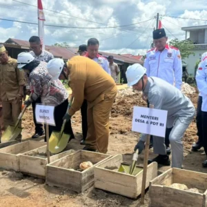 Akui Hadapi Kendala, Pemerintah Pangkas 50 Persen Target Pembangunan Kopdes Merah Putih