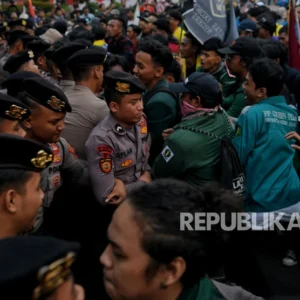 Alasan BEM Trisakti Pilih Geruduk DPR: Fungsi Pengawasan Tak Berjalan Optimal!