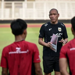 Baker Tuai Pujian Pelatih Nova Arianto Usai Debut Timnas Senior