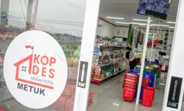 Bakom: Program Kopdes Merah Putih Berpotensi Hemat Belanja Rumah Tangga hingga Rp33 Triliun per Tahun Bakom: Program Kopdes Merah Putih Berpotensi Hemat Belanja Rumah Tangga hingga Rp33 Triliun per Tahun
