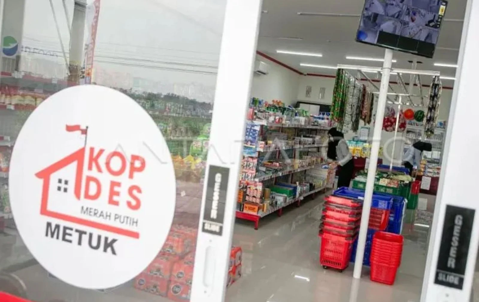 Bakom: Program Kopdes Merah Putih Berpotensi Hemat Belanja Rumah Tangga hingga Rp33 Triliun per Tahun