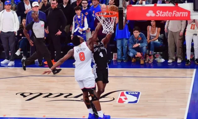Bangkit dari Ketertinggalan 29 Poin, Knicks Unggul 3-1 di Final NBA Bangkit dari Ketertinggalan 29 Poin, Knicks Unggul 3-1 di Final NBA