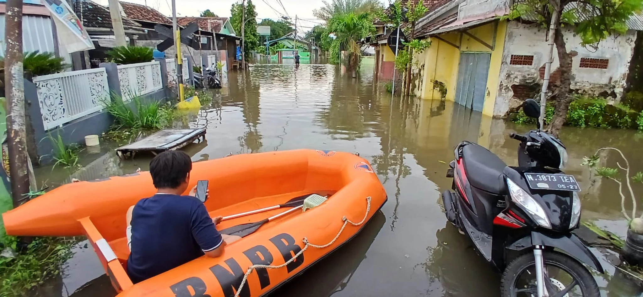 Banjir Terjang Kawasan Industri Bikin Operasional Pabrik Terganggu, Asuransi Dibutuhkan