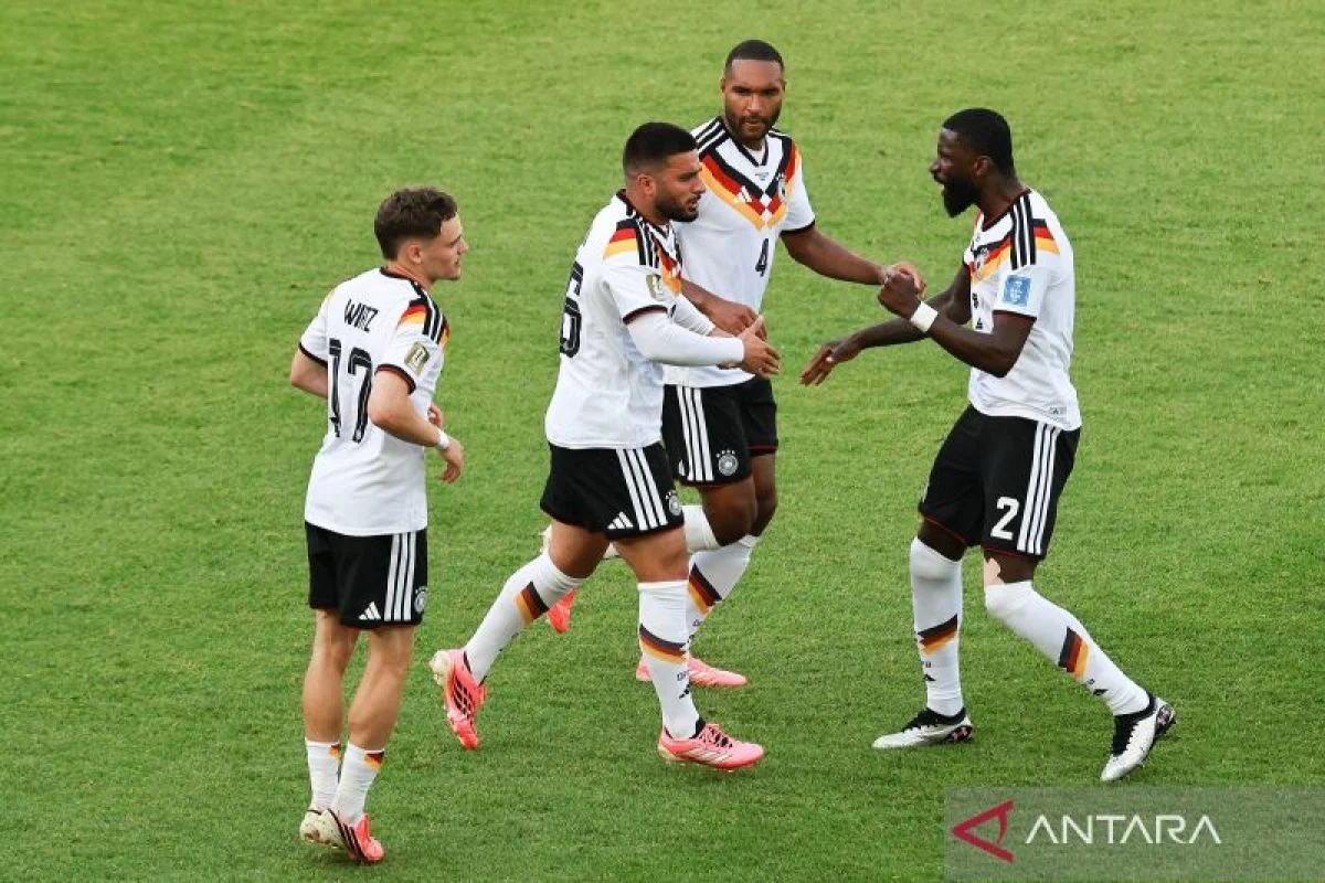 Bek Jerman Nico Schlotterbeck Dilaporkan Mengalami Cedera