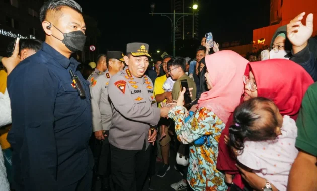BEM UI Tunjukan Bukti Pemberitahuan Aksi di Bundaran HI, Singgung Polri Hanya Bela Kepentingan Elite BEM UI Tunjukan Bukti Pemberitahuan Aksi di Bundaran HI, Singgung Polri Hanya Bela Kepentingan Elite