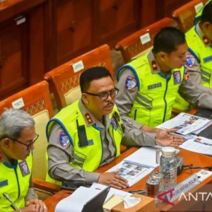 Beri Bantuan Korban Kebakaran Kemayoran, Korlantas Polri Bakal Permudah Pengurusan SIM hingga BPKB