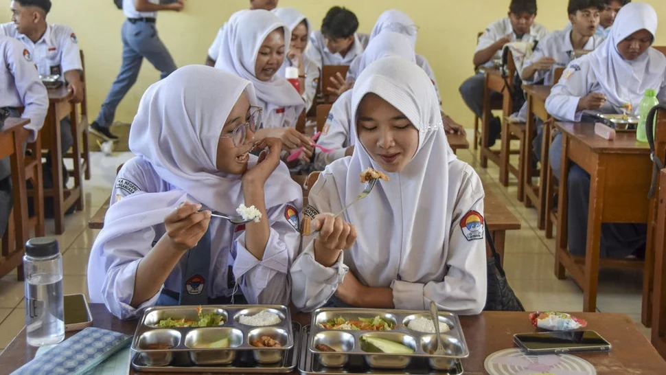BGN Buka Kemungkinan Siswa dari Desil Tinggi Berpotensi Tak Lagi Dapat MBG