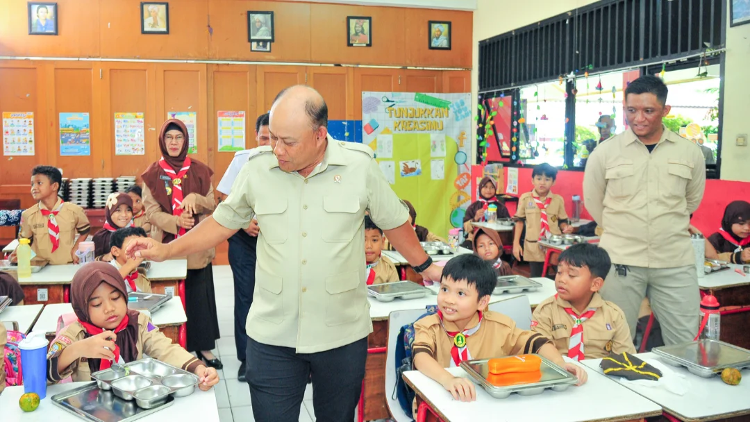 BGN Kaji Ulang Penerima Manfaat, Buka Opsi Siswa SMA Kalangan Mampu Tak Dapat MBG