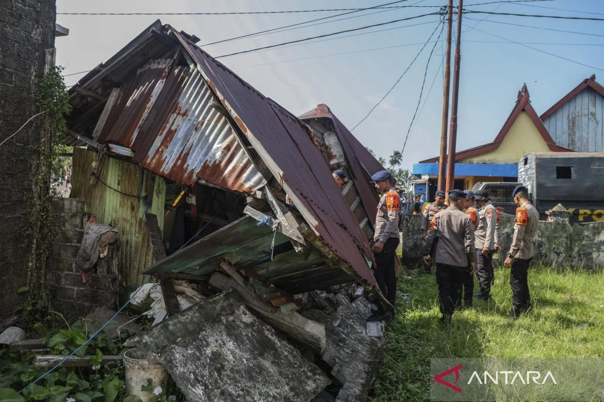 BNPB: 27 Rumah dan Dua Gereja di Sulawesi Utara Rusak Akibat Gempa Magnitudo 7,7