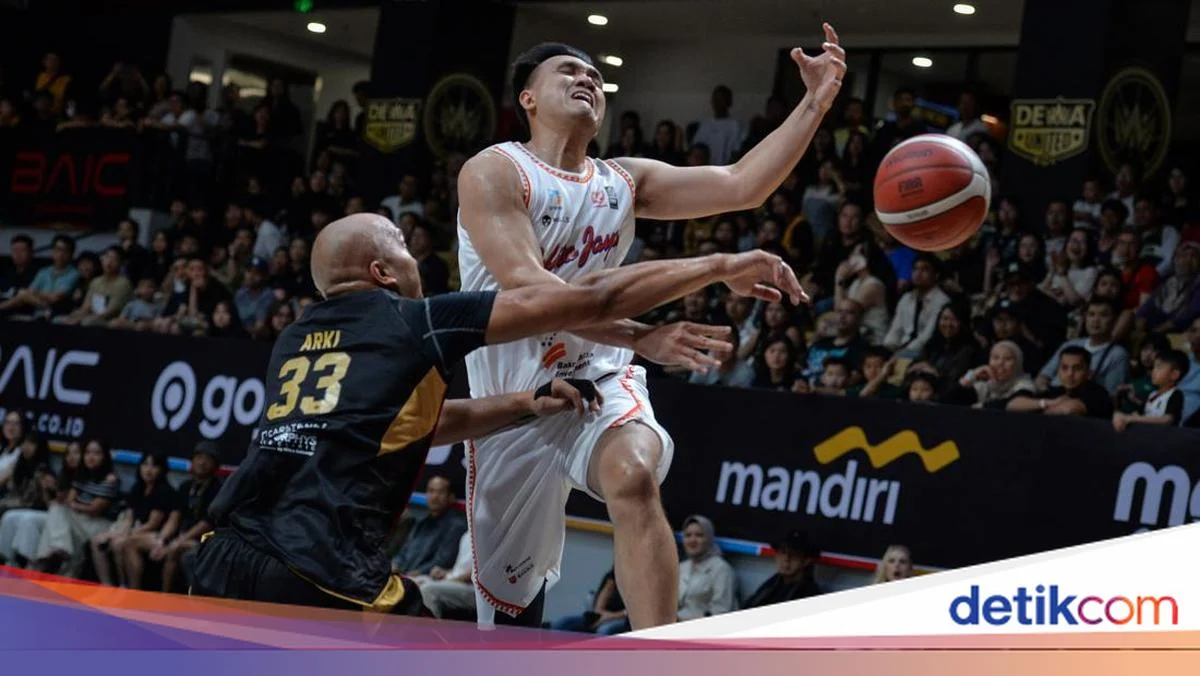 Buford Bawa Pelita Jaya Kalahkan Dewa United di Laga Kedua Semifinal IBL 2026