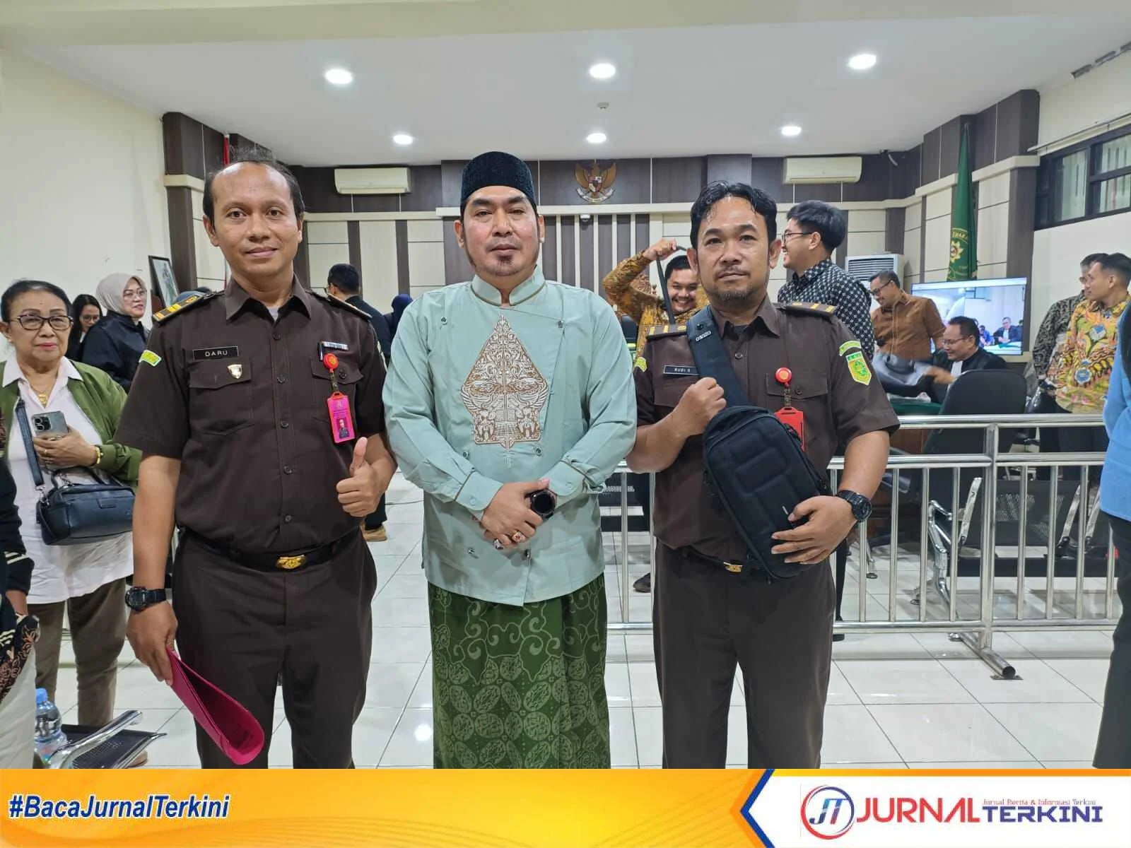 Buntut Gelagapan Usai Bertemu Gibran, Ketua BEM UBK Ungkap Aliran Dana Rp20 Juta