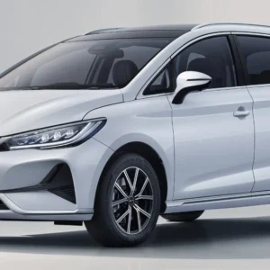 BYD M6 DM Klaim Irit Hingga 65 Km per Liter, Uji Coba 150 Km Tanpa Bahan Bakar