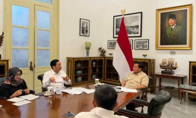 Chatib Basri dan Luhut Binsar Pandjaitan Temui Prabowo Terkait Isu Pergantian Menkeu