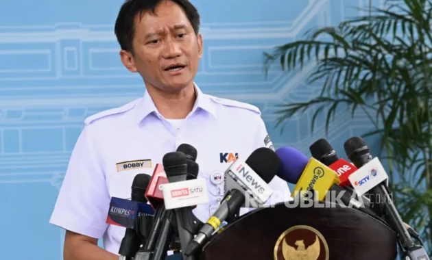 Dalam 5 Tahun Pelanggan Kereta di Sumbar Naik 81 Persen, KAI Rencanakan Reaktivasi Jalur Mati Dalam 5 Tahun Pelanggan Kereta di Sumbar Naik 81 Persen, KAI Rencanakan Reaktivasi Jalur Mati