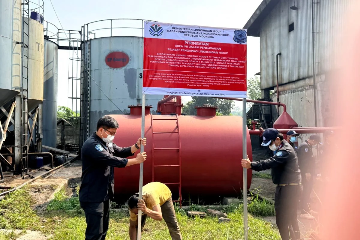 Deputi Gakkum LH Segel PT BPE Tindak Lanjuti Keluhan Masyarakat