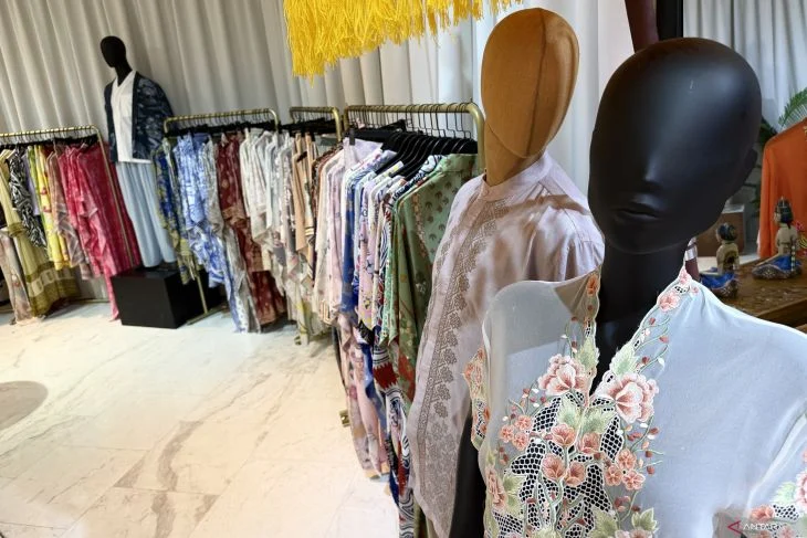 Desainer Kebaya Indonesia Berbagi Tips Rambah Pasar Luar Negeri