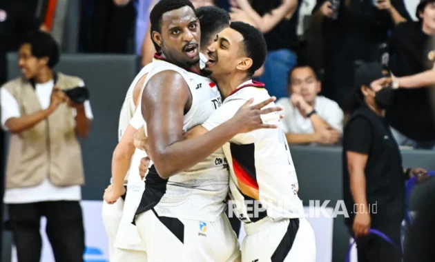 Dewa United Raih Kemenangan Dramatis atas Pelita Jaya di Gim Pertama Semifinal IBL Dewa United Raih Kemenangan Dramatis atas Pelita Jaya di Gim Pertama Semifinal IBL