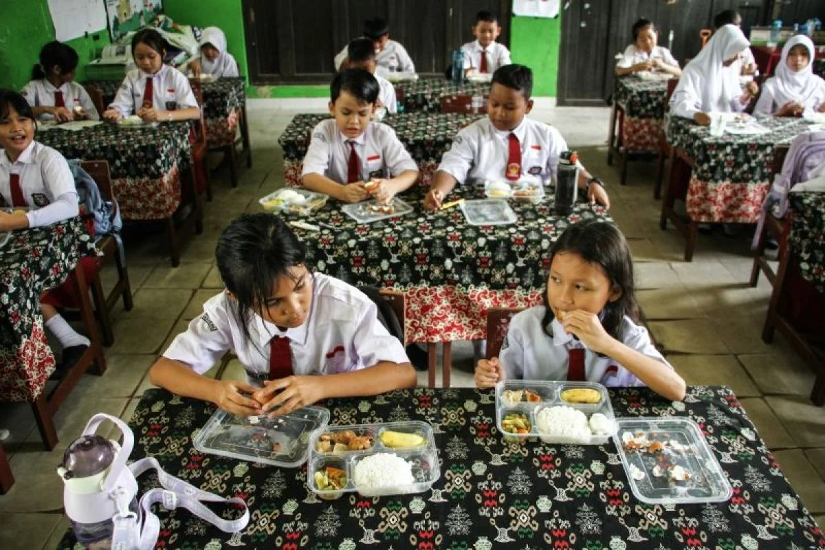 Disdik Sulsel Dukung Pengelolaan Kantin Sekolah oleh MBG