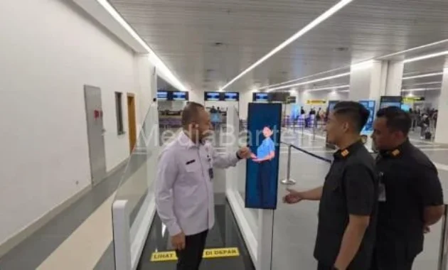 Ditjen Imigrasi Sediakan Corridor Gate di Soetta dan Surabaya untuk Mempermudah Proses Imigrasi Ditjen Imigrasi Sediakan Corridor Gate di Soetta dan Surabaya untuk Mempermudah Proses Imigrasi