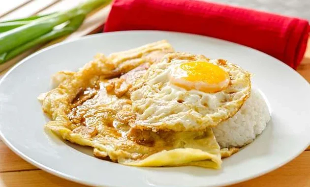 Dolar Meroket, Warteg di Jakarta Barat Tertekan: Pelanggan Hanya Pesan Nasi dan Telur