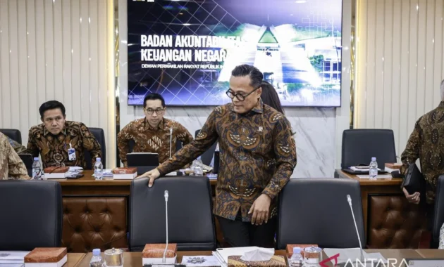 Dony Oskaria Ungkap Rencana Danantara Buka Perusahaan Penyewaan Pesawat Terbang Dony Oskaria Ungkap Rencana Danantara Buka Perusahaan Penyewaan Pesawat Terbang