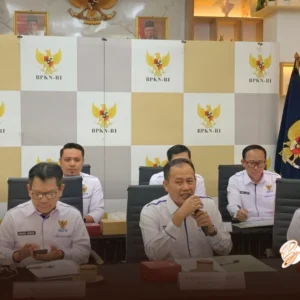 DPR Minta BPKN Tidak Asal Klaim Aduan Isu AMDK Tanpa Bukti Valid