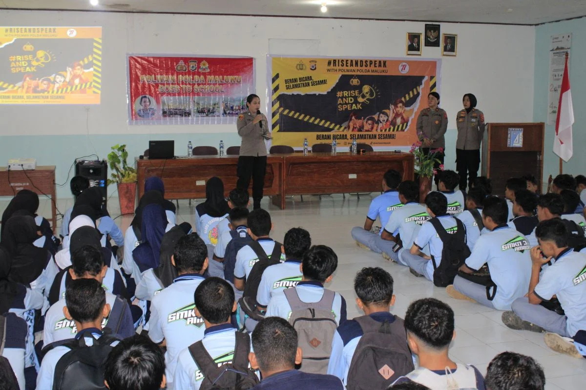 DPRD Maluku Dukung Penuh Program Polisi Mengajar untuk Tingkatkan Kesadaran Hukum Pelajar