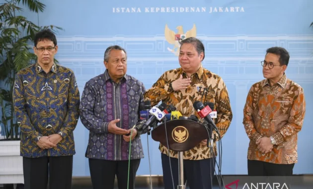 Ekonom: Kebijakan DHE SDA Jadi Lapisan Tambahan Ketahanan Eksternal RI Ekonom: Kebijakan DHE SDA Jadi Lapisan Tambahan Ketahanan Eksternal RI