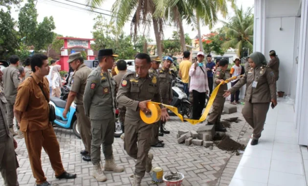 Ekonom Sentil Pemda Usai Penutupan Ritel Modern di Lombok Tengah: Bikin Peta Dagang, Bukan Pelarangan