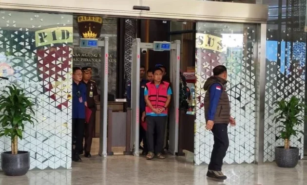 Eks Ketua Ombudsman Hery Susanto Didakwa Terima Suap Tambang Nikel Rp 4,85 Miliar