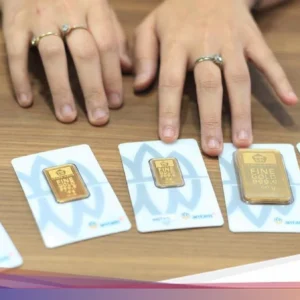 Emas Antam Kembali Berkilau, Hari Ini Naik Rp20 Ribu Sentuh Rp2.709.000 per Gram