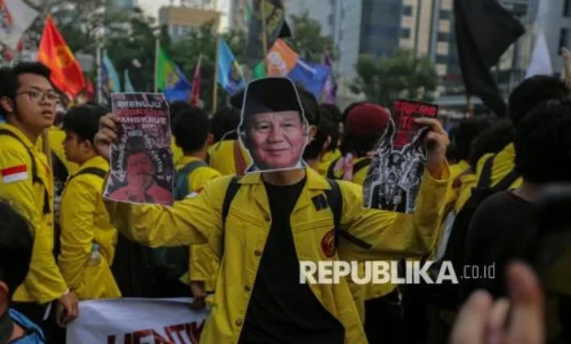 Gagal ke Bundaran HI, Mahasiswa Siap Konsolidasi Gelar Aksi Lagi Gagal ke Bundaran HI, Mahasiswa Siap Konsolidasi Gelar Aksi Lagi