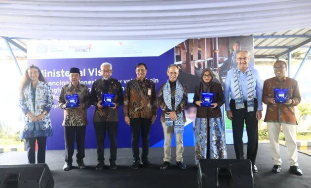 Gandeng ILO, OJK Digitalisasi Data Peternak Sapi Perah untuk Akses Pembiayaan Formal Gandeng ILO, OJK Digitalisasi Data Peternak Sapi Perah untuk Akses Pembiayaan Formal