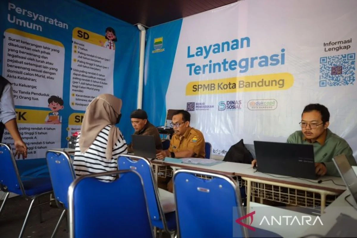 Gubernur Jabar minta warga laporkan kecurangan dalam penerimaan murid