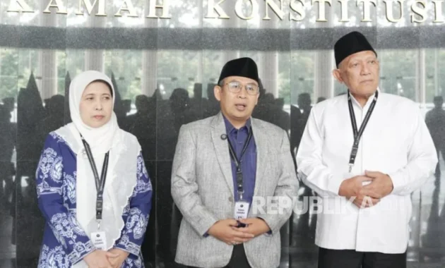 Gus Rozin Tegaskan Pendanaan Pesantren Kewajiban Negara, Kiai Tebuireng Beri Dukungan Gus Rozin Tegaskan Pendanaan Pesantren Kewajiban Negara, Kiai Tebuireng Beri Dukungan