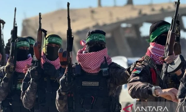 Hamas Berjanji Serahkan Senjata Hanya kepada Otoritas Palestina Hamas Berjanji Serahkan Senjata Hanya kepada Otoritas Palestina