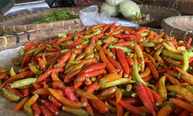 Harga Pangan di Bandung Stabil, Cabai dan Daging Ayam Turun