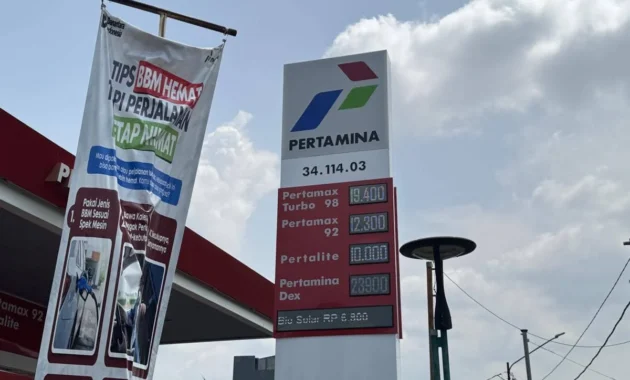 Harga Pertamax Naik Jadi Rp16.250 per Liter, Pengamat Sebut Penyesuaian Tak Terhindarkan Harga Pertamax Naik Jadi Rp16.250 per Liter, Pengamat Sebut Penyesuaian Tak Terhindarkan