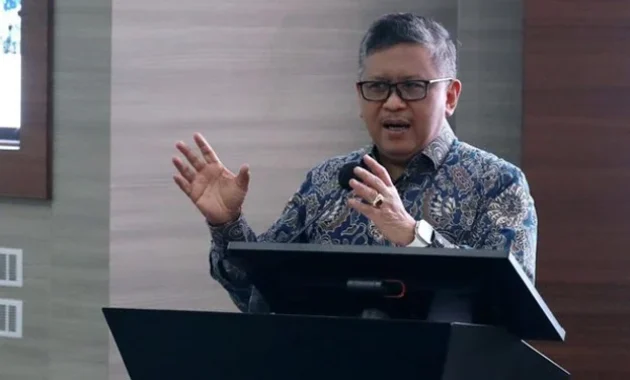 Hasto Kristiyanto dan Ganjar Pranowo Maknai Bulan Bung Karno Lewat Nobar Film Ghost in the Cell Hasto Kristiyanto dan Ganjar Pranowo Maknai Bulan Bung Karno Lewat Nobar Film Ghost in the Cell